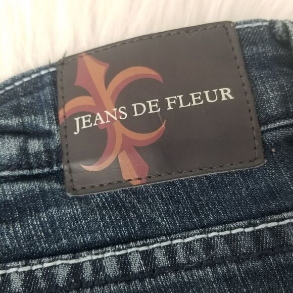 Jeans Defleur Jeans. Size 11. Ornate. - Picture 7 of 12